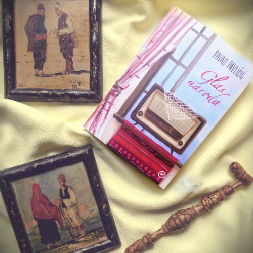 Recenzija: “Glas naroda (Pohvala pučkoj pjesmi)”, Pavao Pavličić