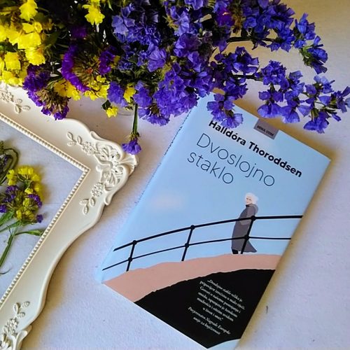 Recenzija: “Dvoslojno staklo”, Halldóra Thoroddsen