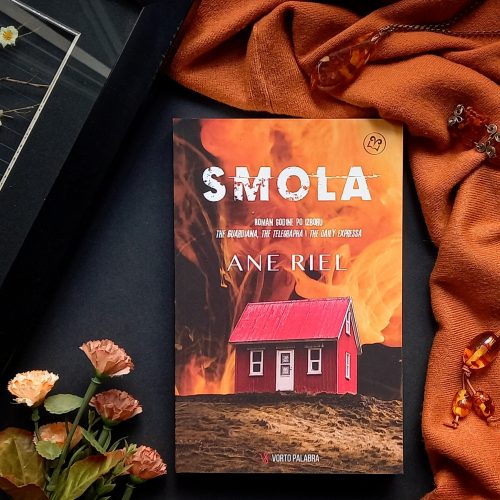 Recenzija: “Smola”, Ane Riel